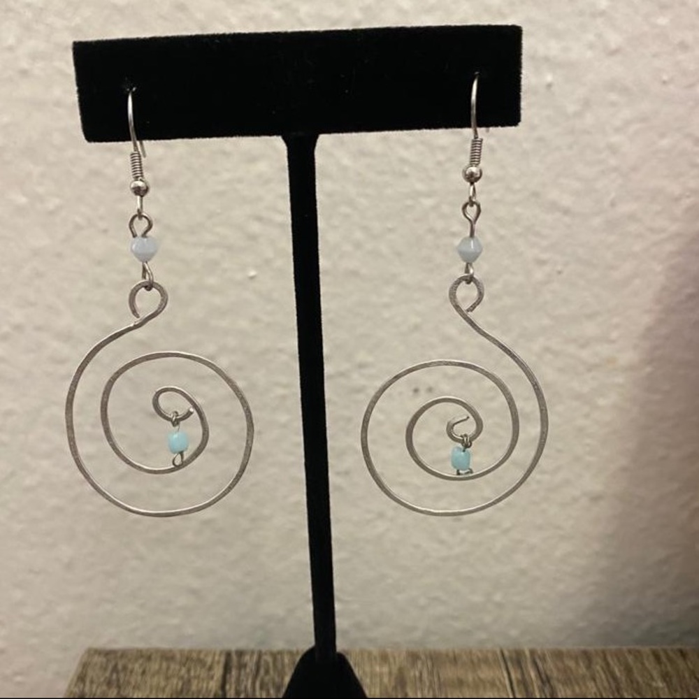 Earrings - Picture 3 of 4
